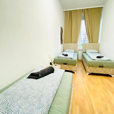 Bright 5Br Shared Apartment W Great Transport Link Wiedeń Zewnętrze zdjęcie