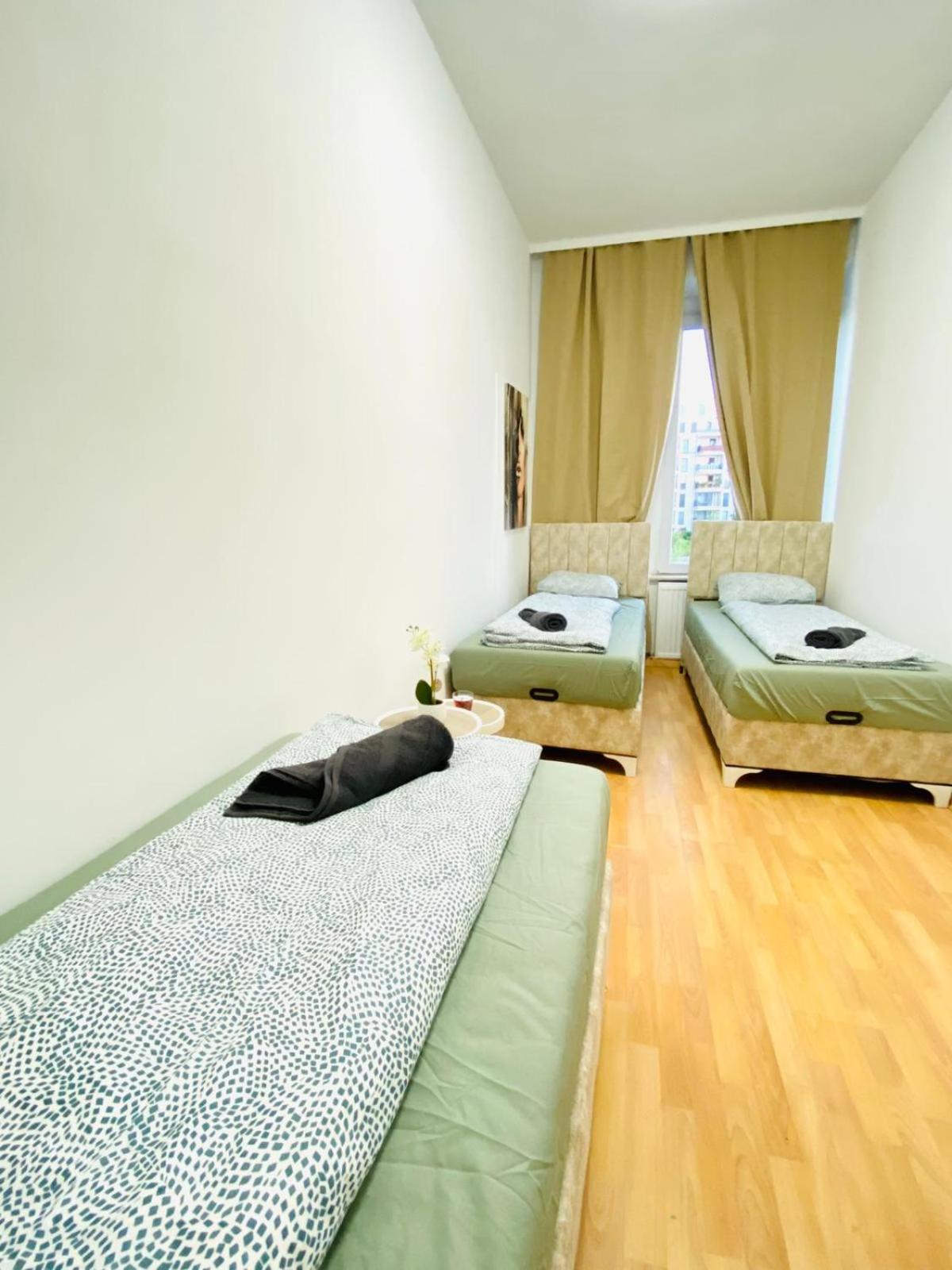 Bright 5Br Shared Apartment W Great Transport Link Wiedeń Zewnętrze zdjęcie