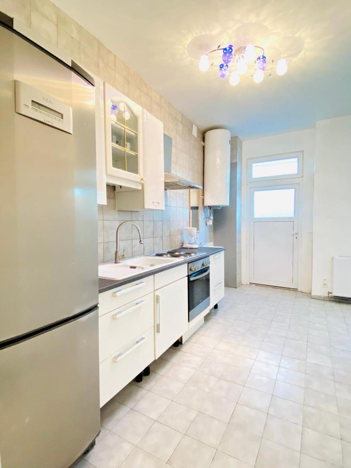 Bright 5Br Shared Apartment W Great Transport Link Wiedeń Zewnętrze zdjęcie