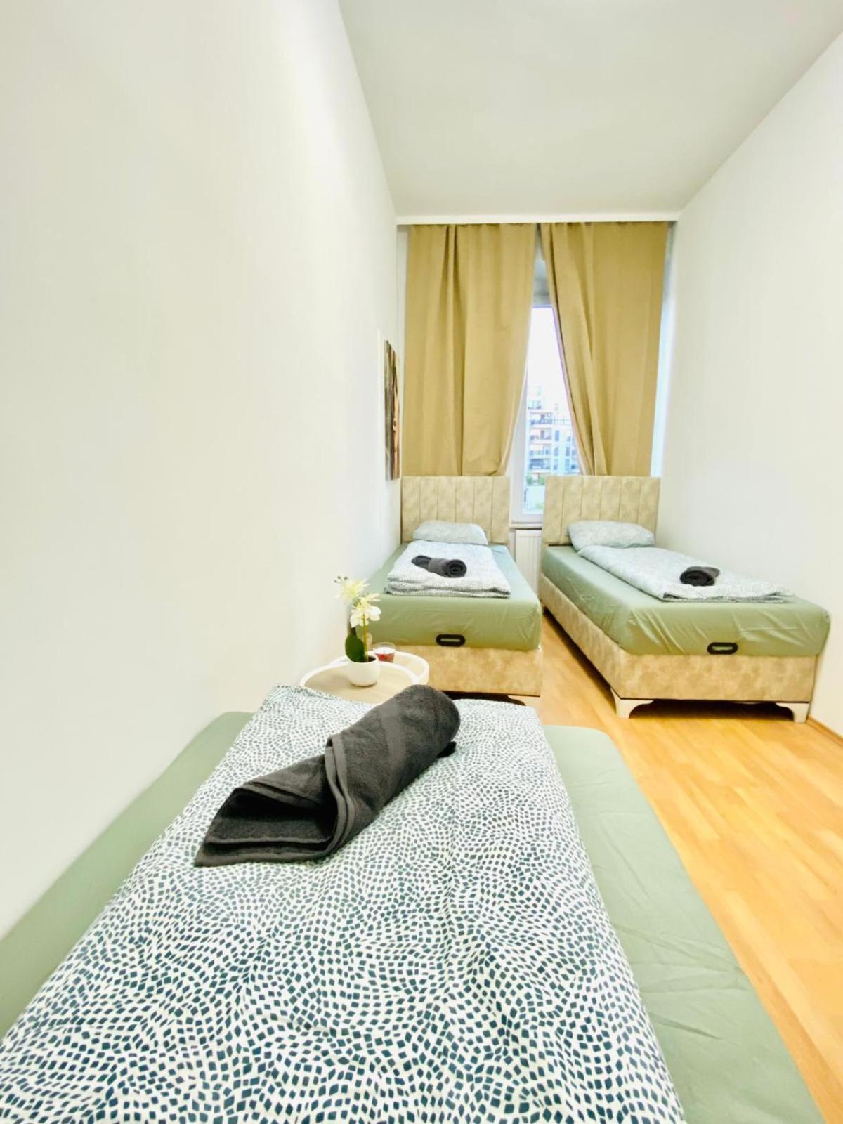 Bright 5Br Shared Apartment W Great Transport Link Wiedeń Zewnętrze zdjęcie
