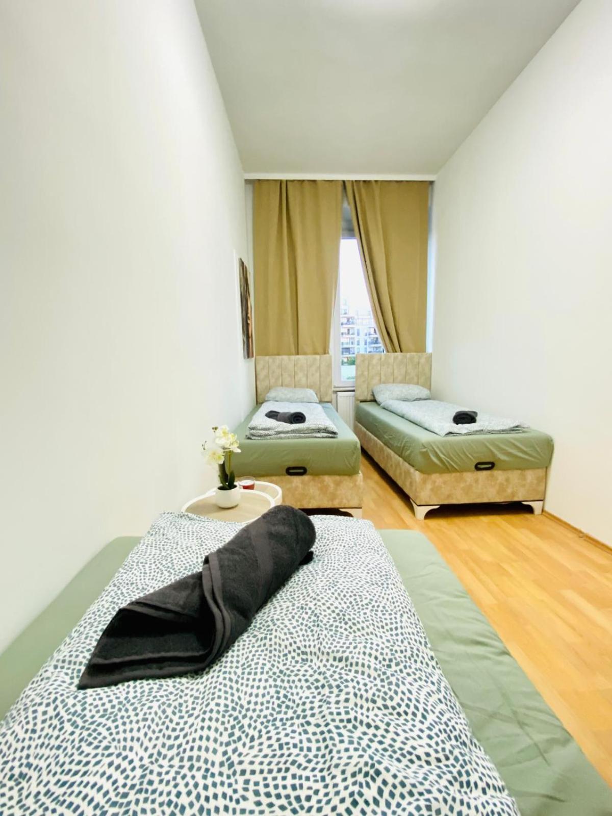 Bright 5Br Shared Apartment W Great Transport Link Wiedeń Zewnętrze zdjęcie