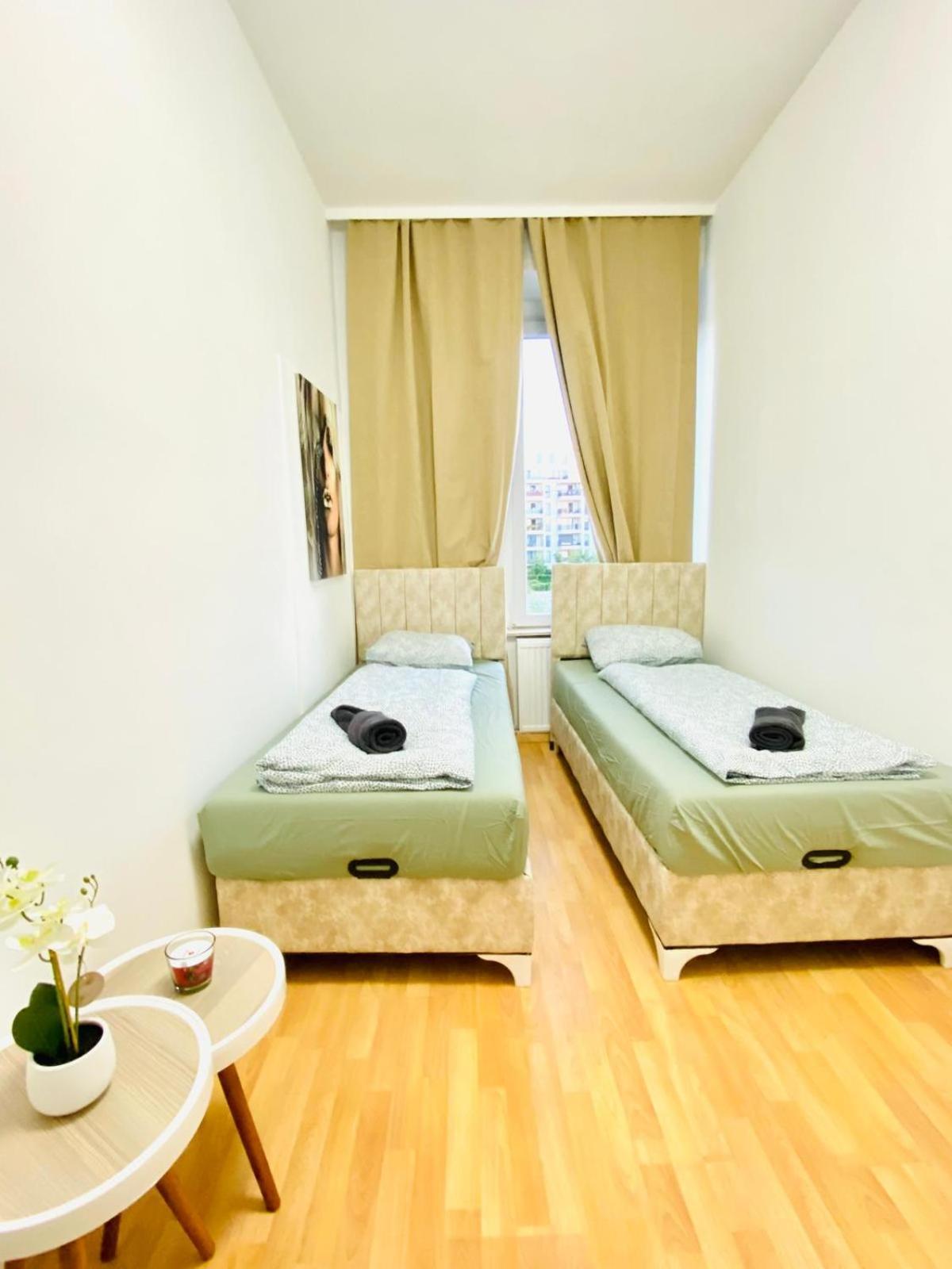 Bright 5Br Shared Apartment W Great Transport Link Wiedeń Zewnętrze zdjęcie