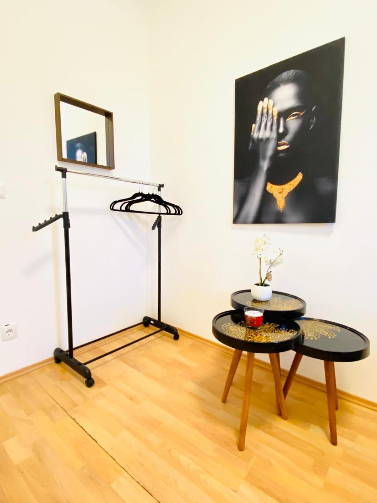 Bright 5Br Shared Apartment W Great Transport Link Wiedeń Zewnętrze zdjęcie