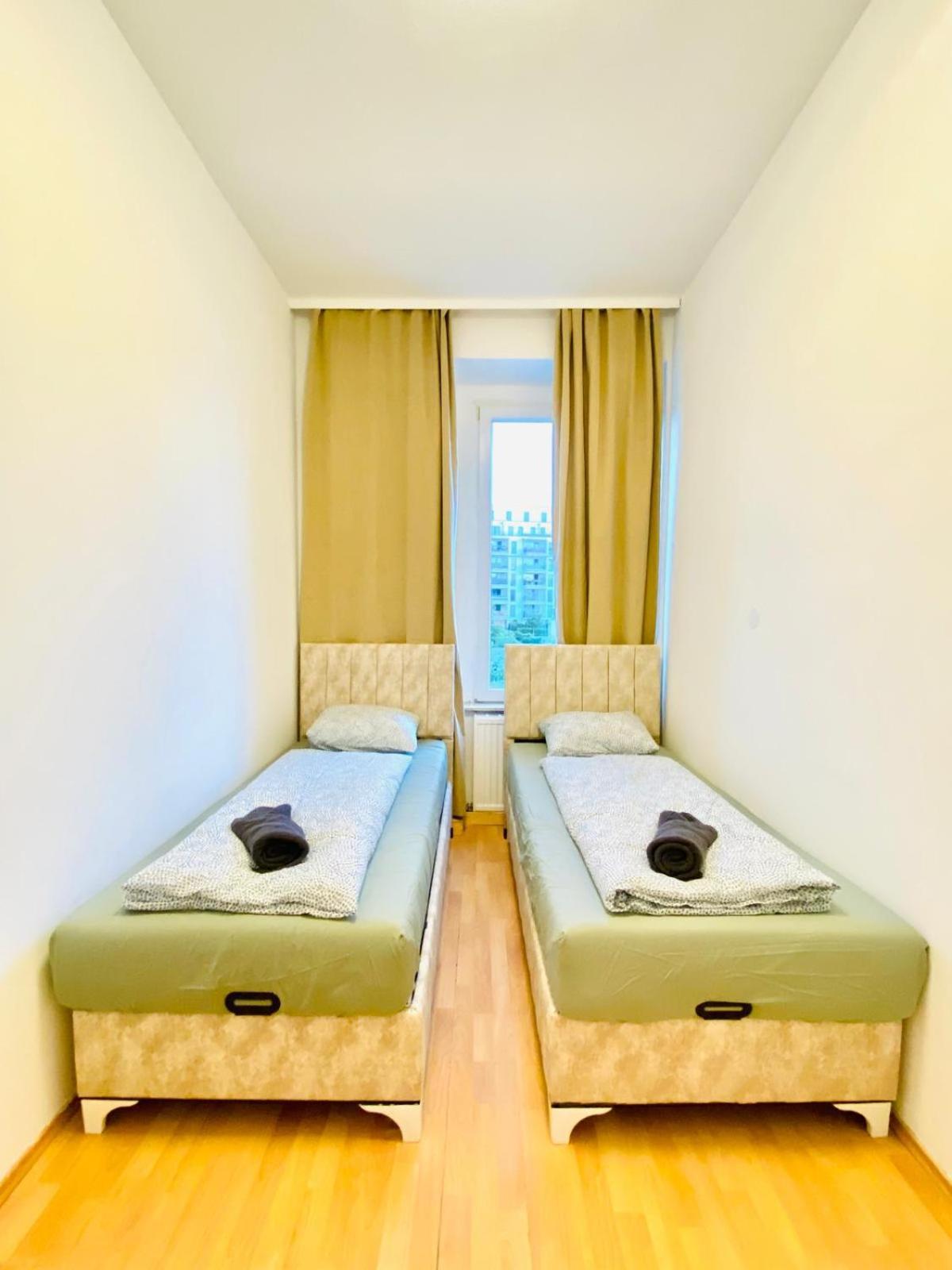Bright 5Br Shared Apartment W Great Transport Link Wiedeń Zewnętrze zdjęcie