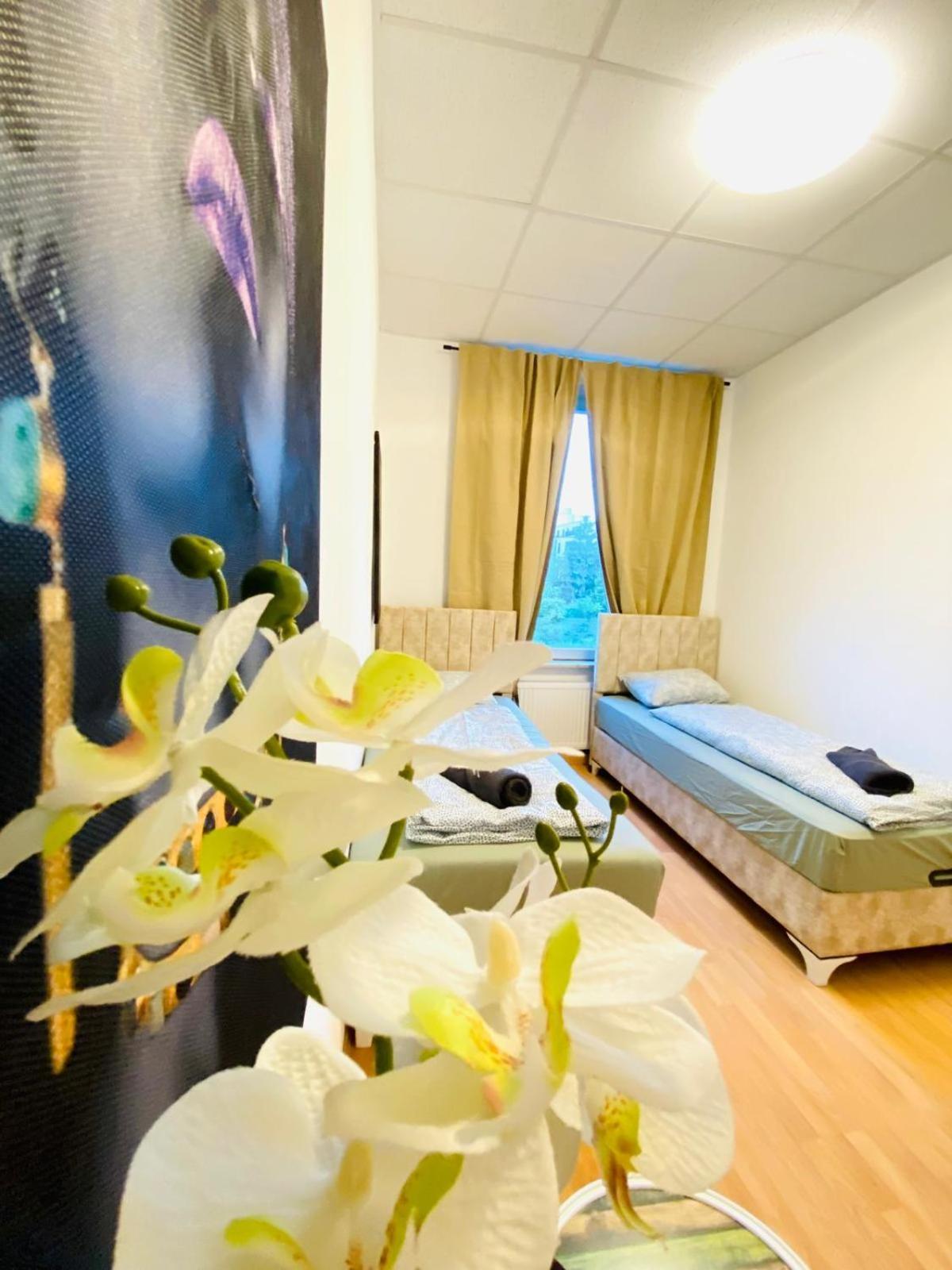 Bright 5Br Shared Apartment W Great Transport Link Wiedeń Zewnętrze zdjęcie