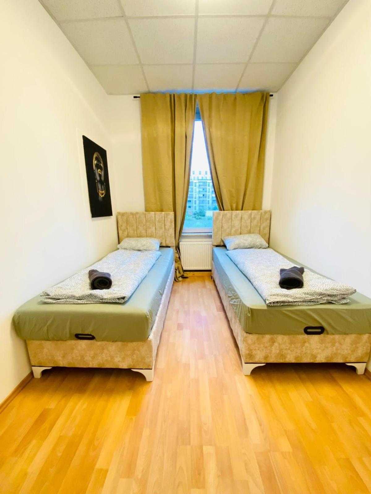 Bright 5Br Shared Apartment W Great Transport Link Wiedeń Zewnętrze zdjęcie