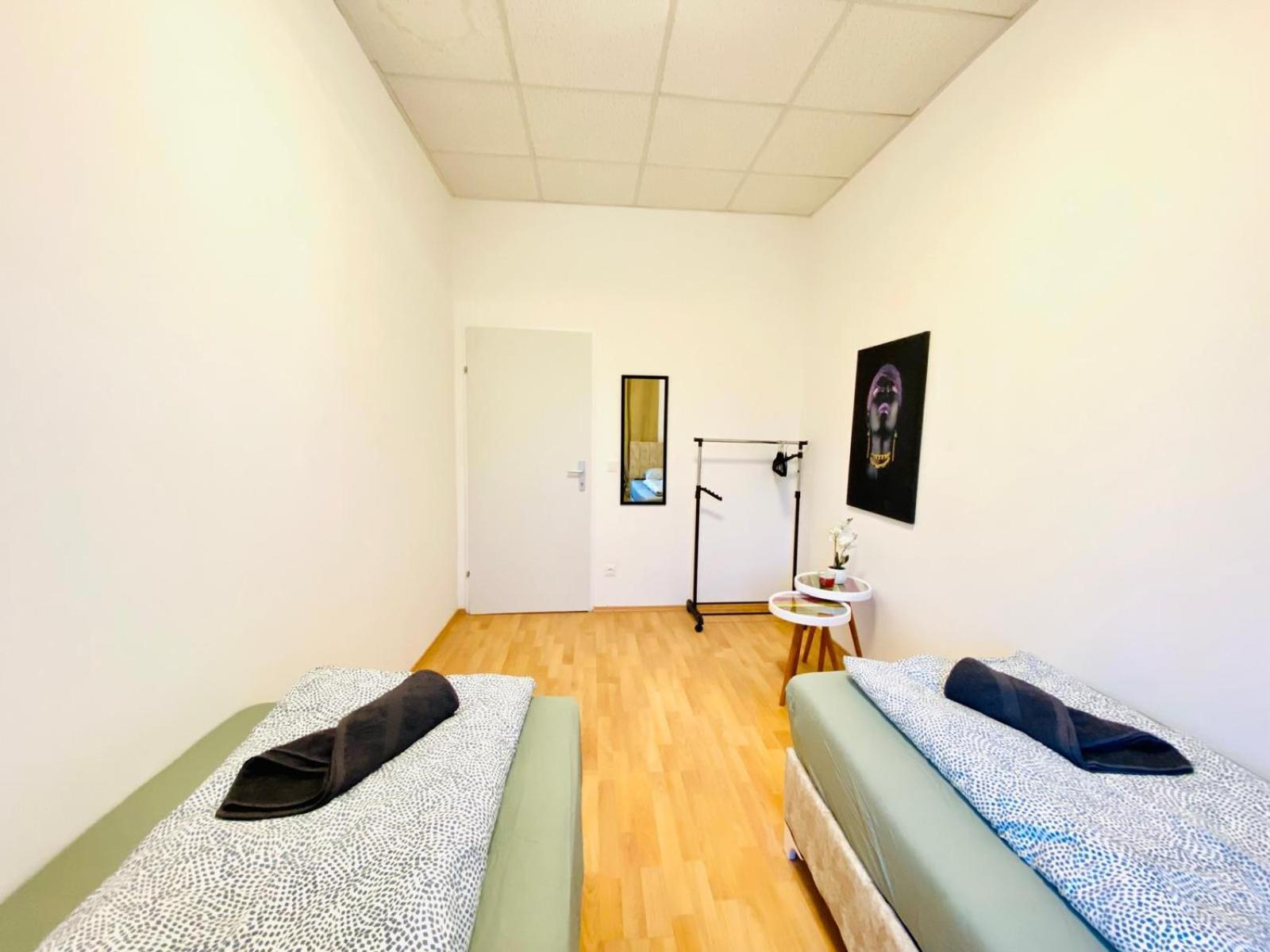 Bright 5Br Shared Apartment W Great Transport Link Wiedeń Zewnętrze zdjęcie