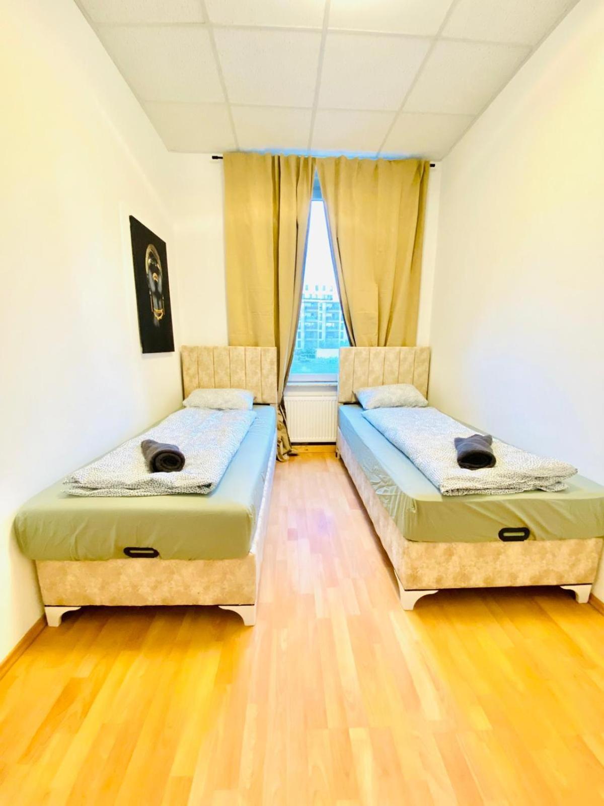 Bright 5Br Shared Apartment W Great Transport Link Wiedeń Zewnętrze zdjęcie