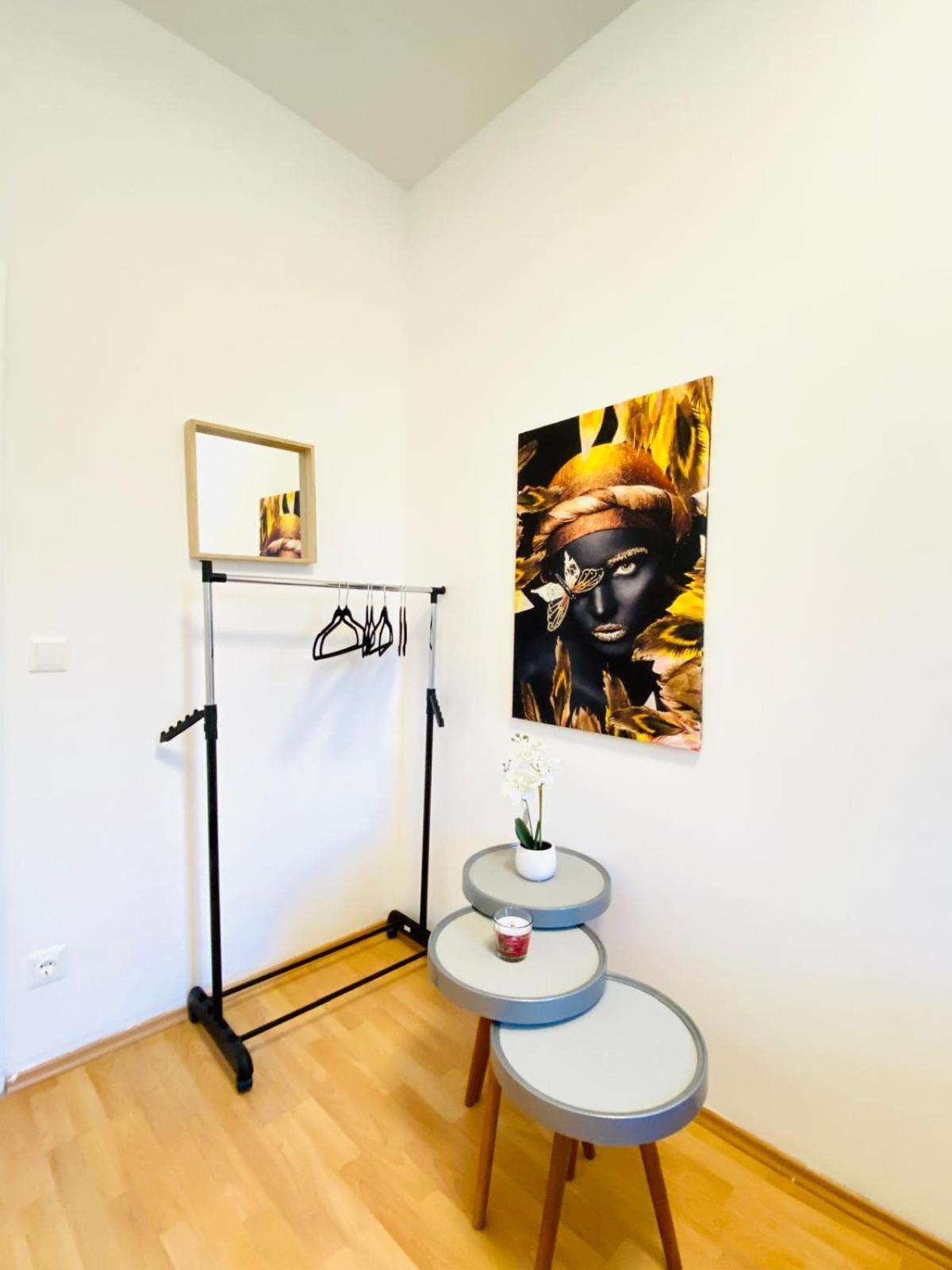Bright 5Br Shared Apartment W Great Transport Link Wiedeń Zewnętrze zdjęcie