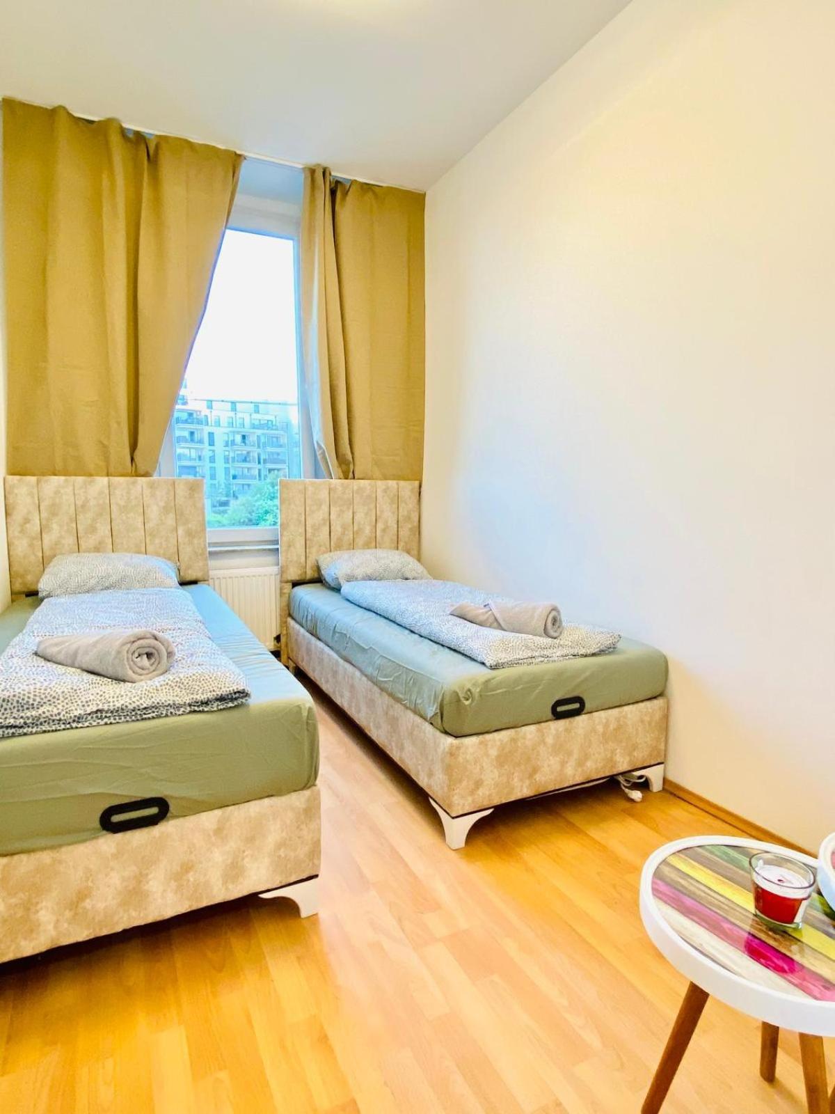 Bright 5Br Shared Apartment W Great Transport Link Wiedeń Zewnętrze zdjęcie