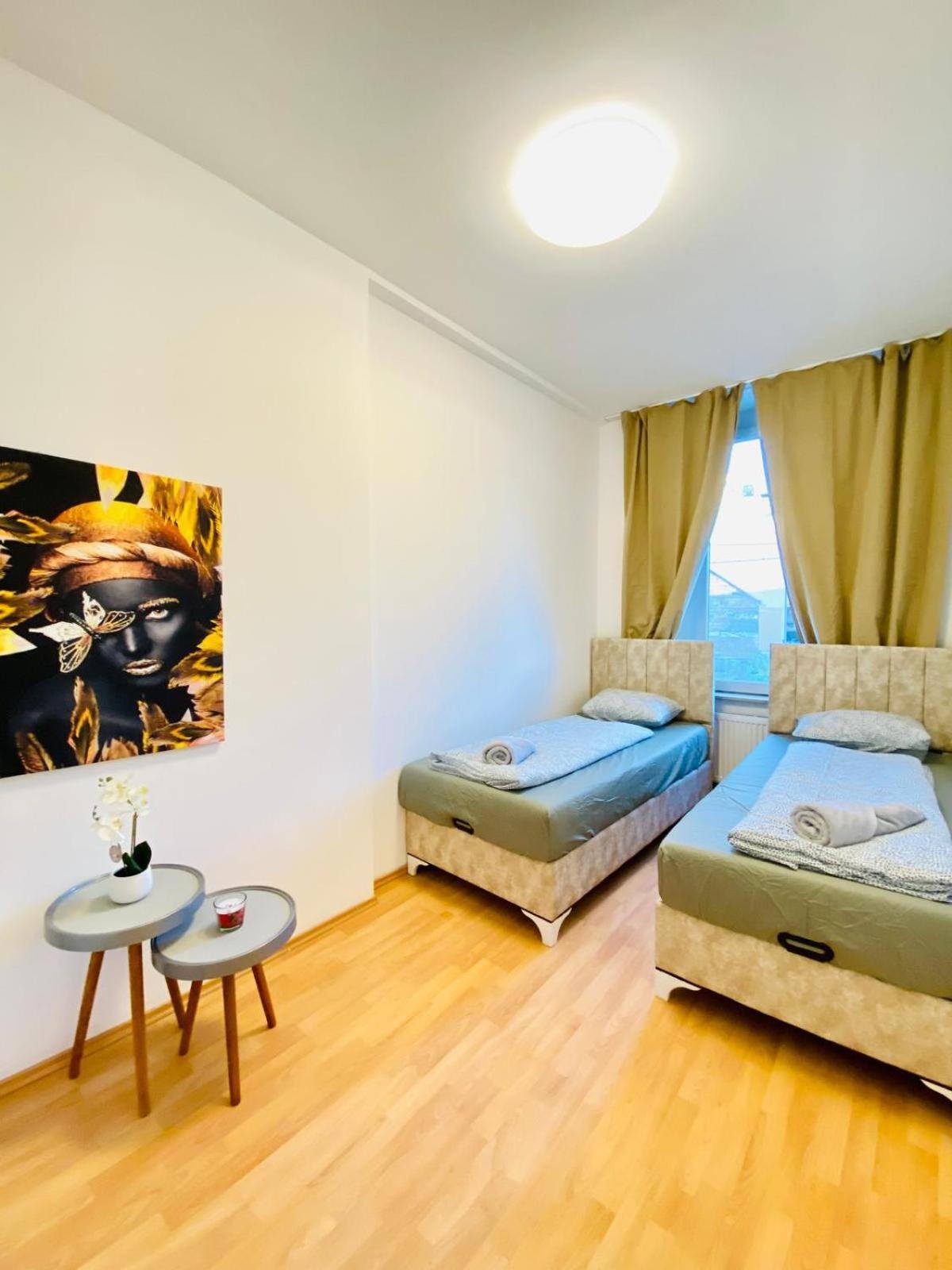 Bright 5Br Shared Apartment W Great Transport Link Wiedeń Zewnętrze zdjęcie